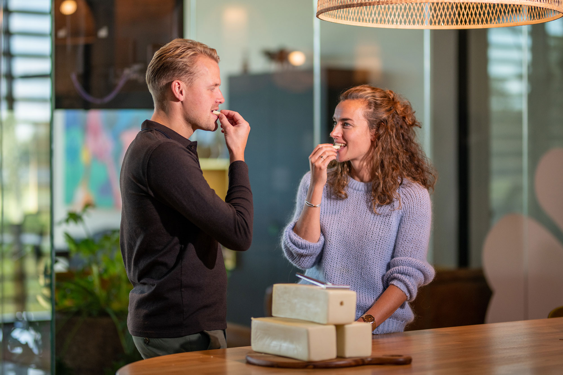 maasdam-cheese-holland-wholesale-cheese-geris